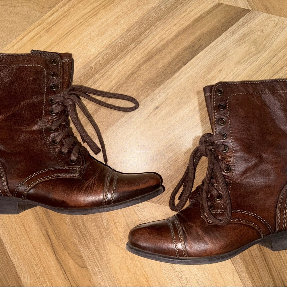 Steve Madden Brown Lace Up Boots